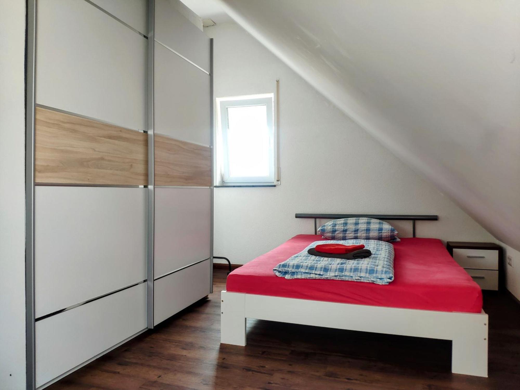 Apartment Und Privatzimmern In Freiburg Bilik gambar