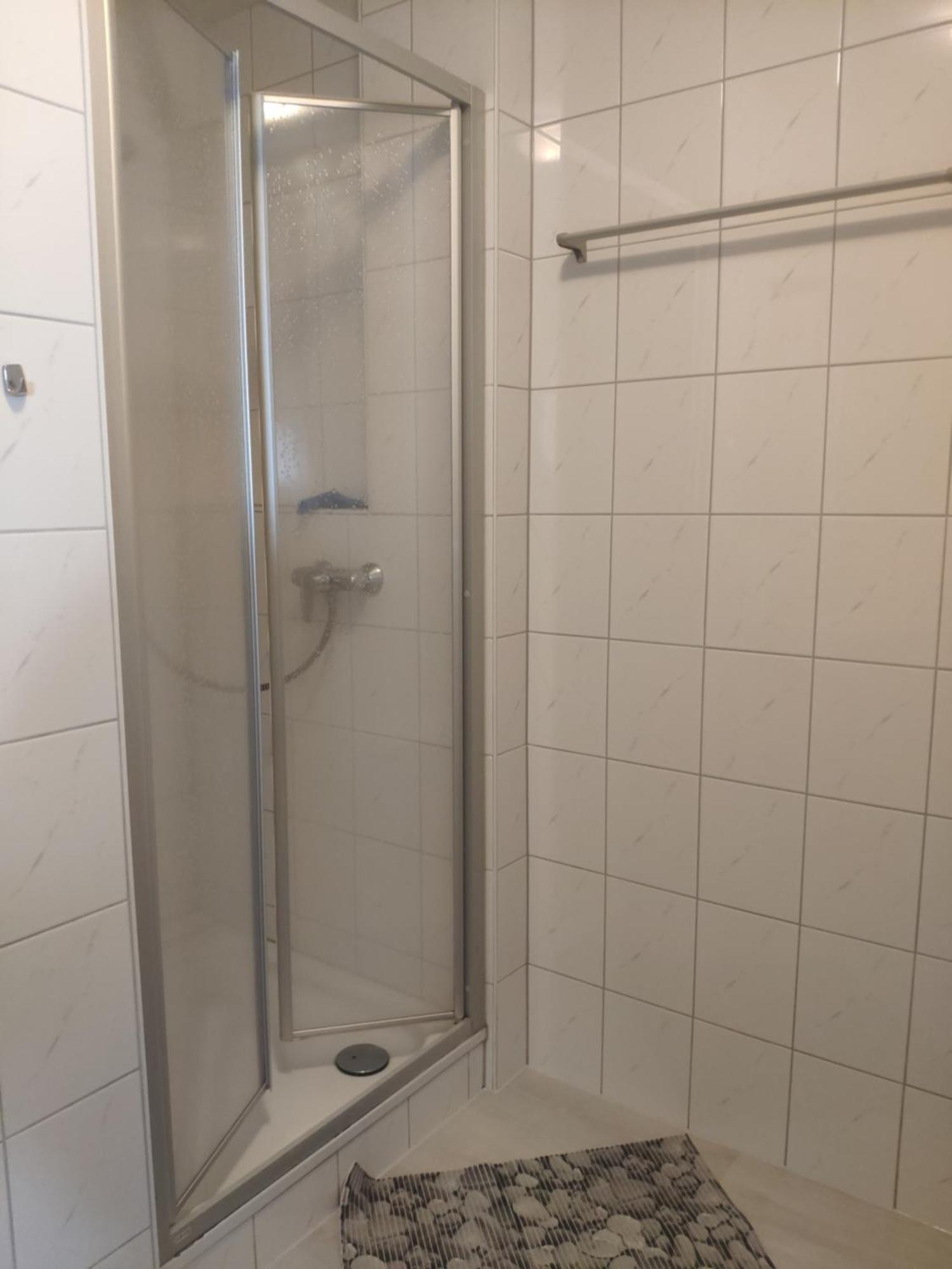 Apartment Und Privatzimmern In Freiburg Bilik gambar